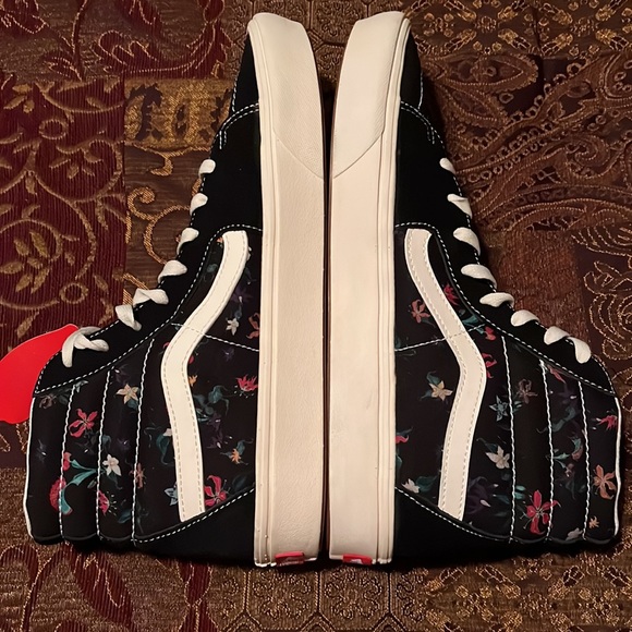 Vans Old Skool Suede and Canvas Lace Up High - Picture 6 of 7